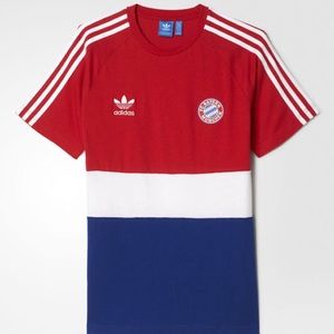 Adidas FC Bayern München T-shirt size large